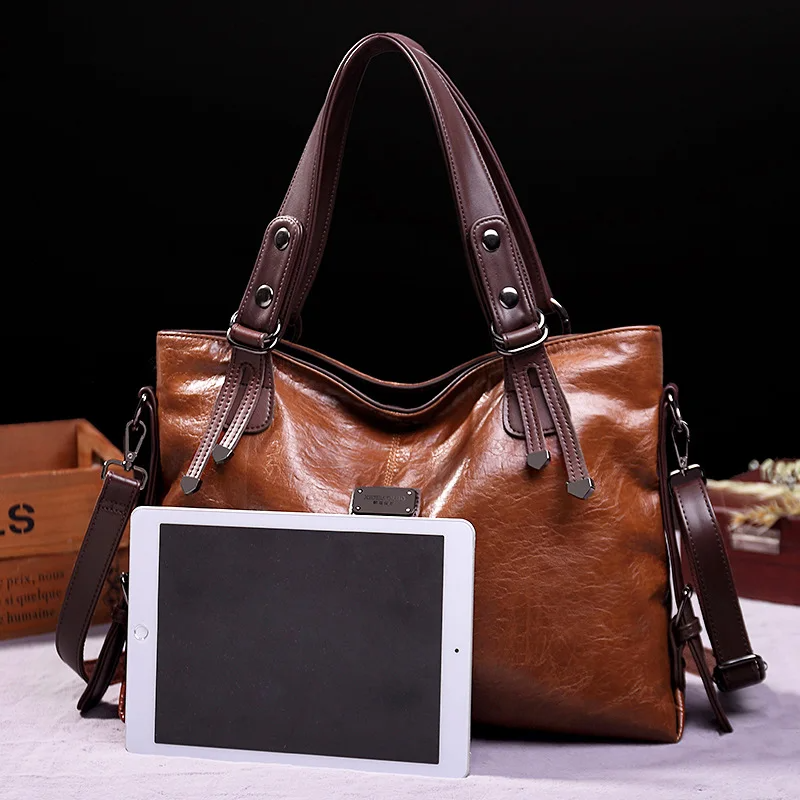 Women's Vintage Faux Leather Handbag – product view 4