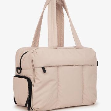Women's large capacity travel duffel bag
