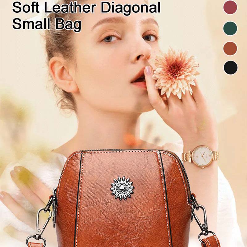 French shell shoulder bag, perfect for many styles.