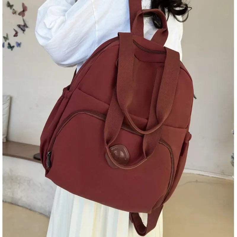 Large capacity everyday backpack