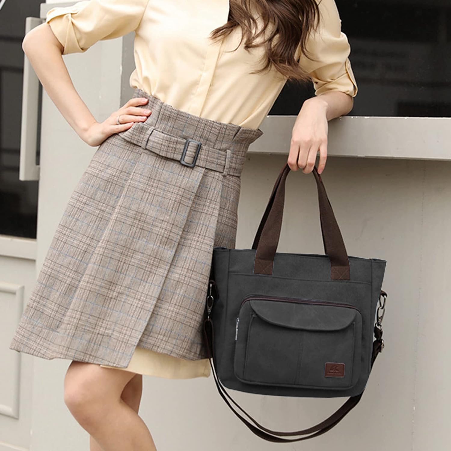 Versatile Women's Canvas Bag: A Stylish Small Bag for Work and Beyond