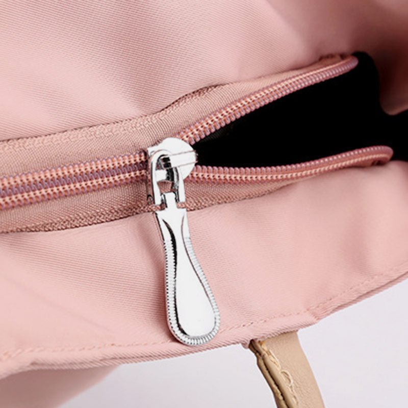Large Capacity Lightweight Waterproof Casual College Style Handbag Crossbody Bag for Women